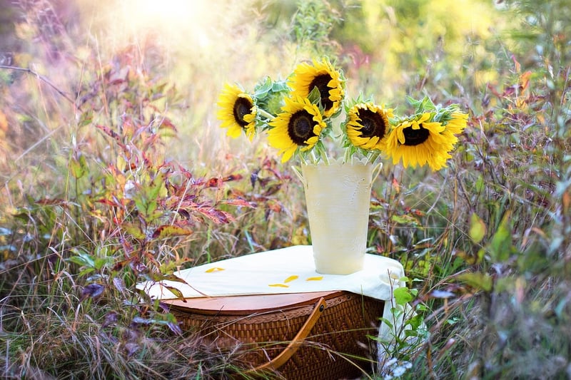Chic Arrangements